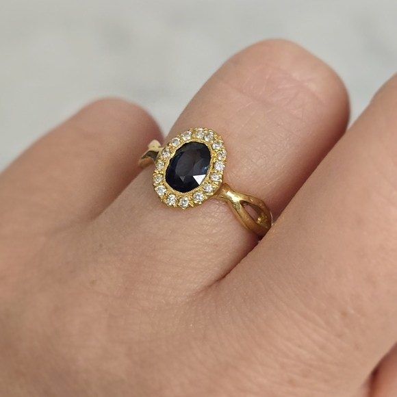 COMMUNION BY JOY 18K Yellow Gold Sapphire with Diamond Halo Ring Size 5 - Picture 8 of 8
